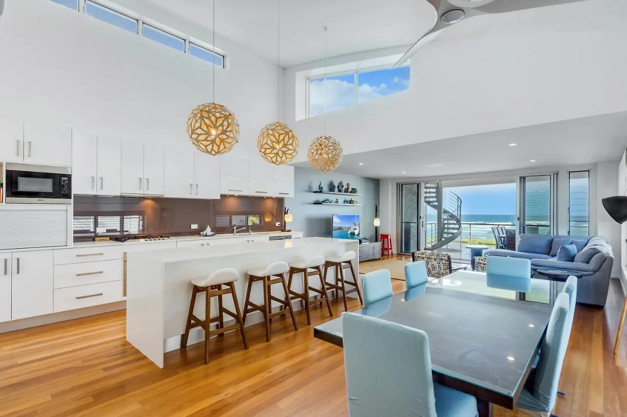 Costa Del Sol - Beachfront Lennox Head Australia